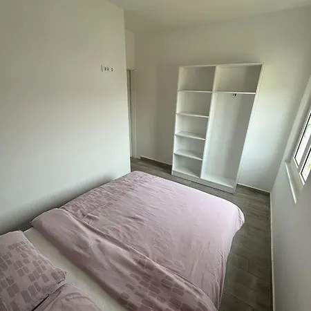 Apartment Laura