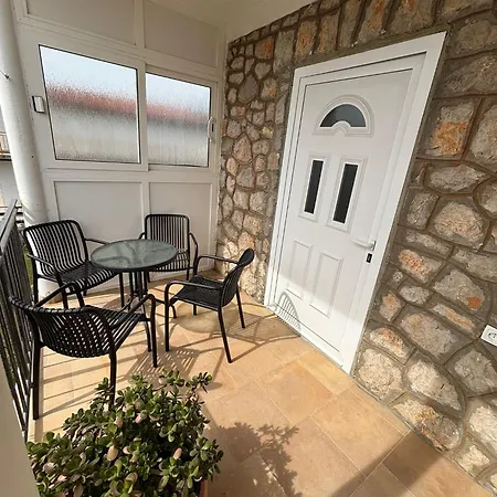Laura Apartment Starigrad Paklenica